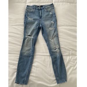 Hollister jeans